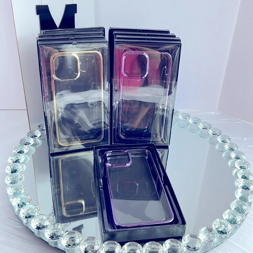 Ultra Hybrid Designed for iPhone 14 ProMax it charge without take the case